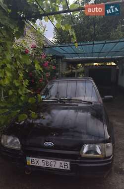 Хетчбек Ford Escort 1989 в Кривому Розі