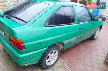 Хэтчбек Ford Escort 1991 в 