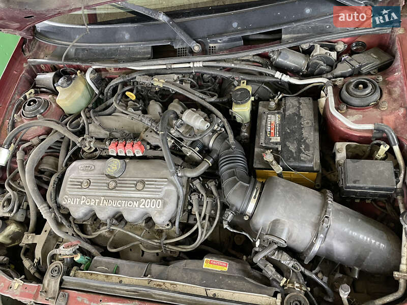Седан Ford Escort 1996 в Краснокутске