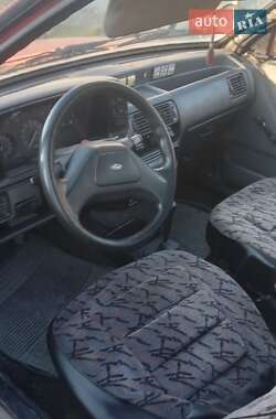 Хэтчбек Ford Escort 1989 в Корце