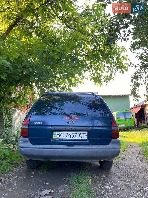Универсал Ford Escort 1996 в Брошневе-Осаде