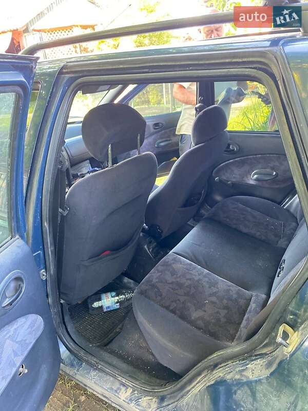 Универсал Ford Escort 1996 в Брошневе-Осаде