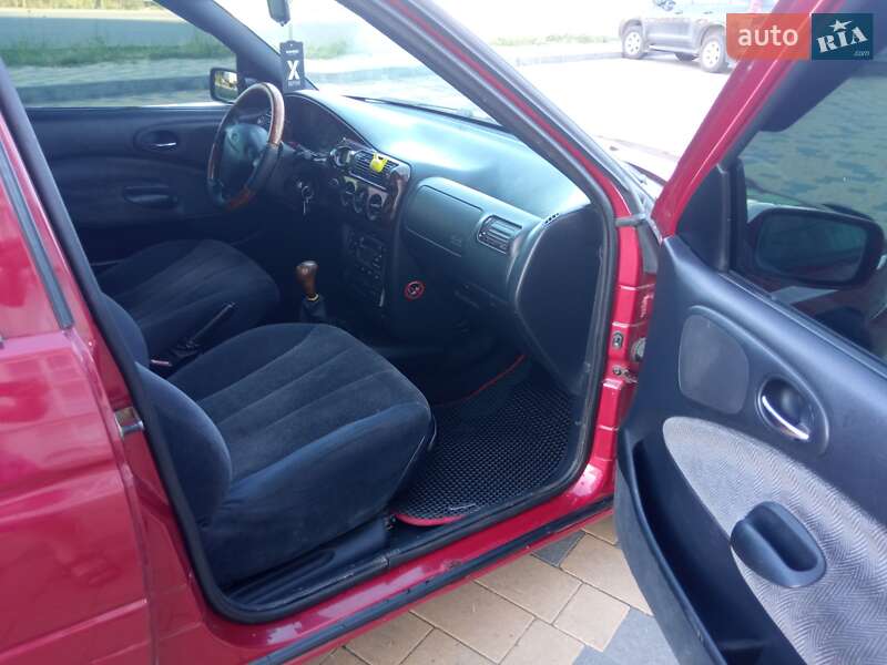 Хэтчбек Ford Escort 1998 в Виннице