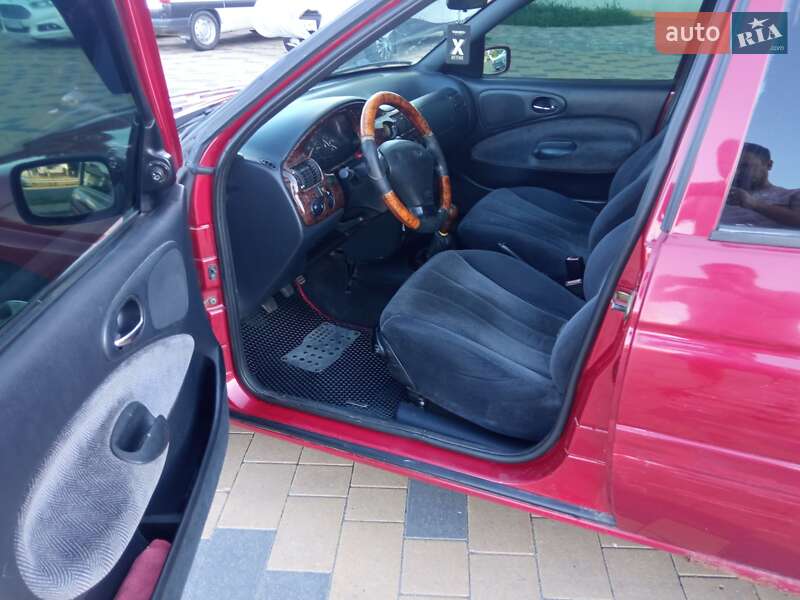Хэтчбек Ford Escort 1998 в Виннице