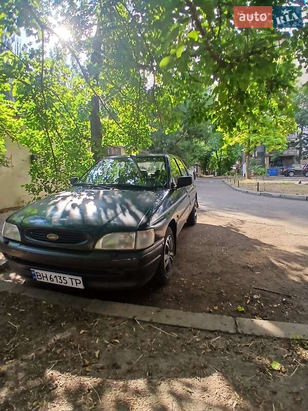 Хэтчбек Ford Escort 1994 в Одессе