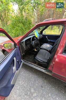 Хэтчбек Ford Escort 1988 в 