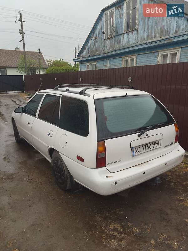 Универсал Ford Escort 1997 в Иваничах фото 2 Универсал Ford Escort 1997 в Иваничах