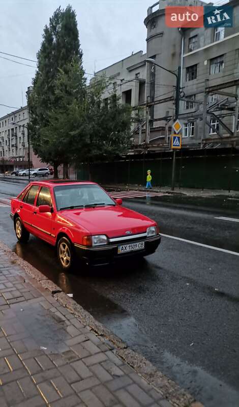 Лифтбек Ford Escort 1989 в Харькове