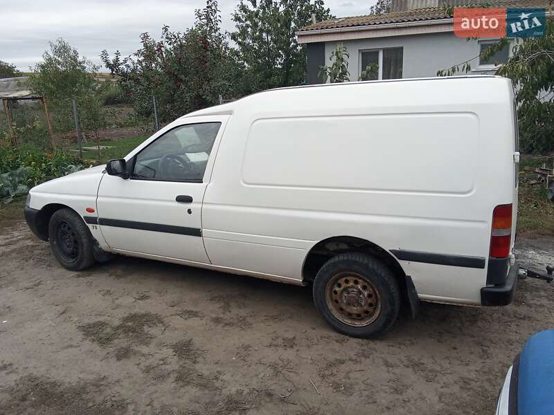 Универсал Ford Escort 1999 в Тетиеве