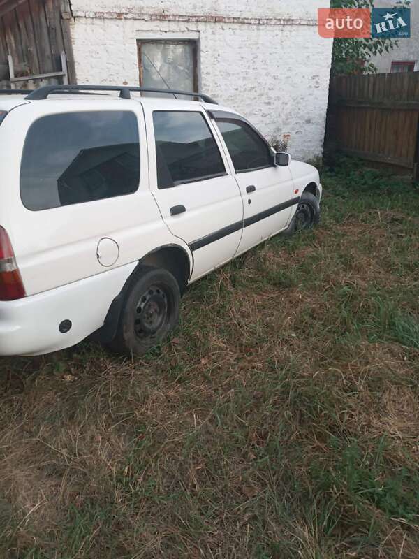 Ford Escort 1998
