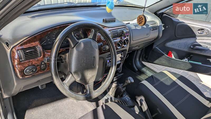 Універсал Ford Escort 1996 в Полтаві