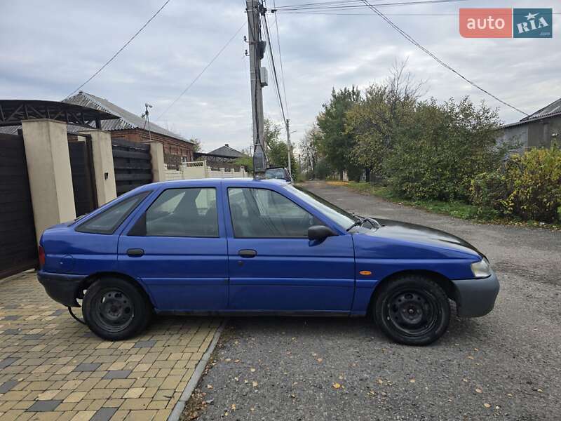 Хетчбек Ford Escort 1992 в Харкові фото 12 Хетчбек Ford Escort 1992 в Харкові