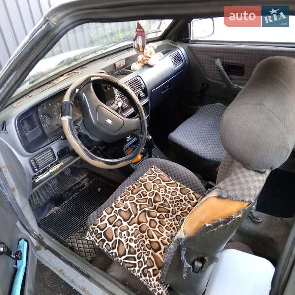 Хетчбек Ford Escort 1988 в Києві фото 6 Хетчбек Ford Escort 1988 в Києві