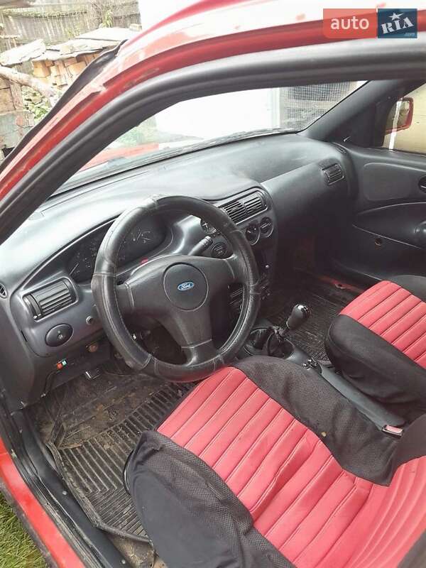 Универсал Ford Escort 1996 в Путивле фото 3 Универсал Ford Escort 1996 в Путивле