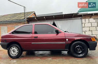 Хэтчбек Ford Escort 1991 в Любашевке