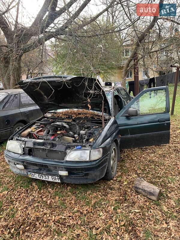 Хэтчбек Ford Escort 1993 в Львове фото Хэтчбек Ford Escort 1993 в Львове