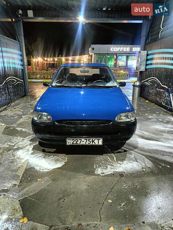 Хэтчбек Ford Escort 1995 в Коростене фото 6 Хэтчбек Ford Escort 1995 в Коростене