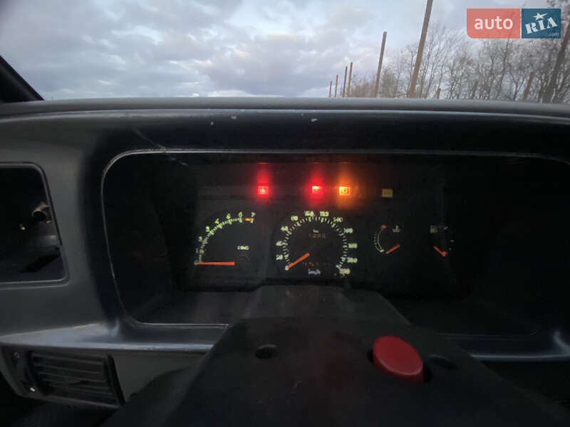 Хетчбек Ford Escort 1988 в Рівному фото 4 Хетчбек Ford Escort 1988 в Рівному