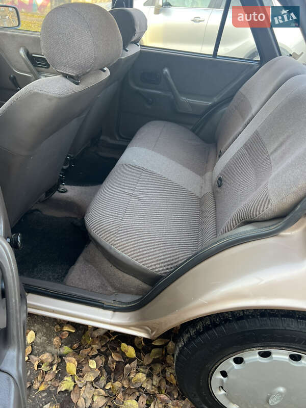 Хэтчбек Ford Escort 1987 в Одессе