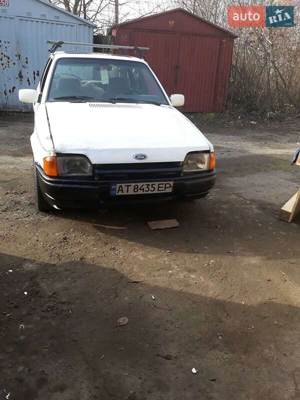 Хэтчбек Ford Escort 1989 в Ивано-Франковске