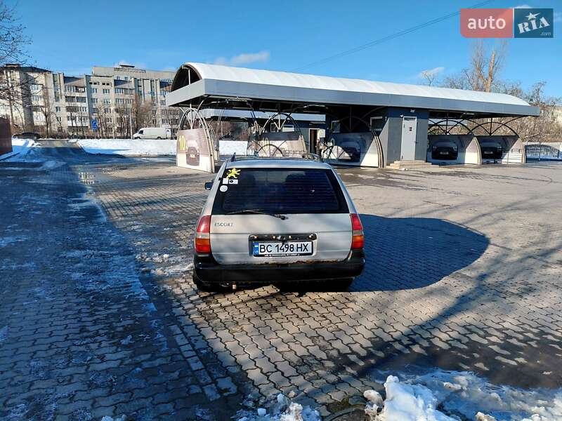 Универсал Ford Escort 1997 в Львове