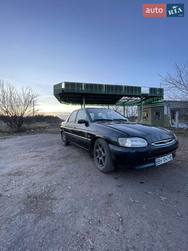 Седан Ford Escort 1996 в Николаеве