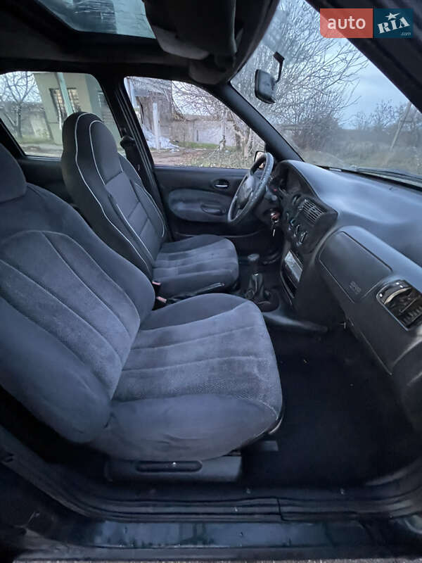 Седан Ford Escort 1996 в Николаеве