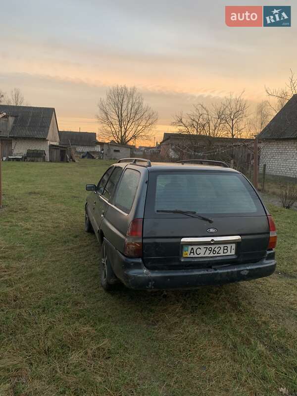 Универсал Ford Escort 1995 в Ратным