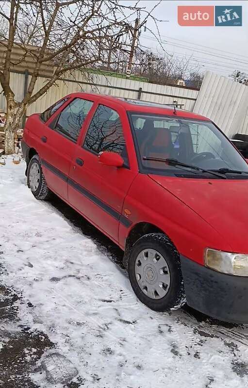 Седан Ford Escort 1995 в Смеле