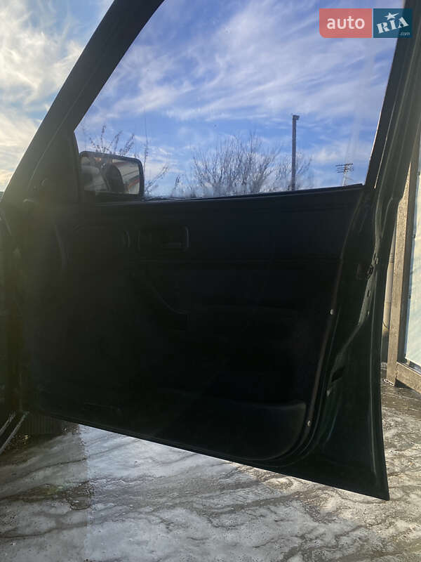 Седан Ford Escort 1994 в Збараже