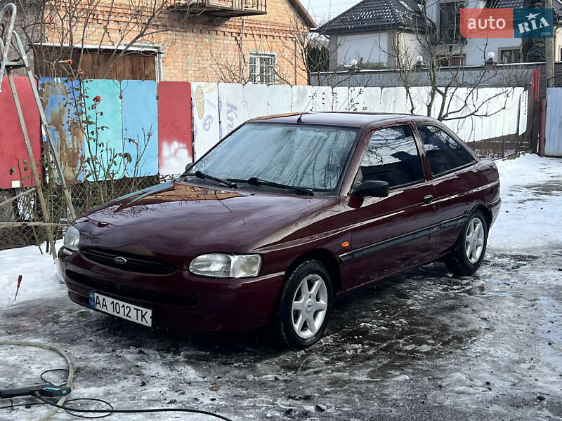 Ford Escort 1995 Ford Escort 1995