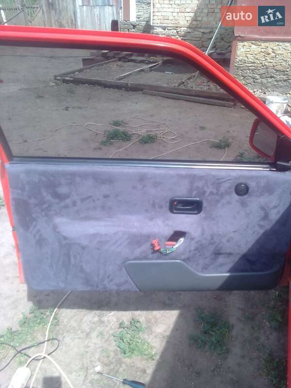 Хэтчбек Ford Escort 1987 в Клесовом фото 10 Хэтчбек Ford Escort 1987 в Клесовом