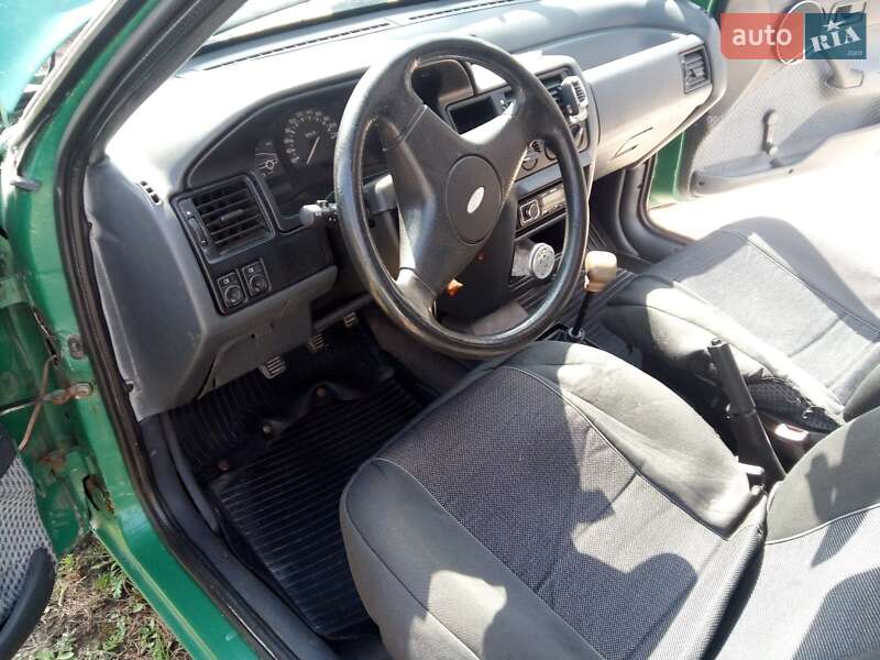 Хэтчбек Ford Escort 1991 в Тернополе