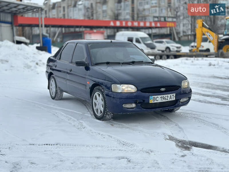 Хетчбек Ford Escort 1997 в Шептицькому