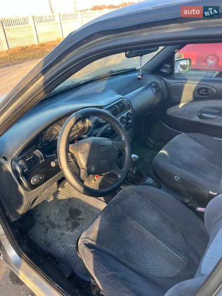 Хэтчбек Ford Escort 1996 в Хмельницком