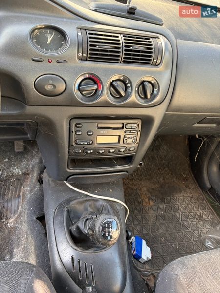 Хэтчбек Ford Escort 1997 в Киеве