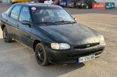Седан Ford Escort 1997 в Киеве