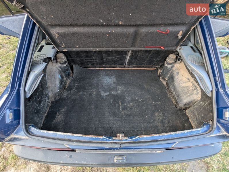 Хэтчбек Ford Escort 1988 в Великом Кучурове