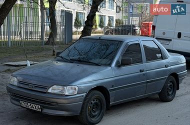 Седан Ford Escort 1991 в Киеве
