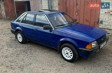 Хетчбек Ford Escort 1985 в Львові