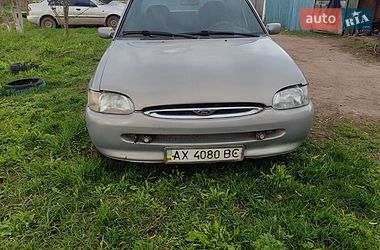 Седан Ford Escort 1996 в Мерефа