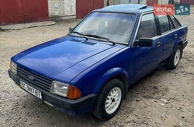 Хетчбек Ford Escort 1985 в Львові