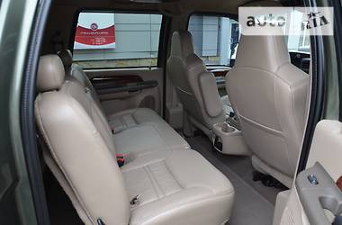 Внедорожник / Кроссовер Ford Excursion 2001 в 