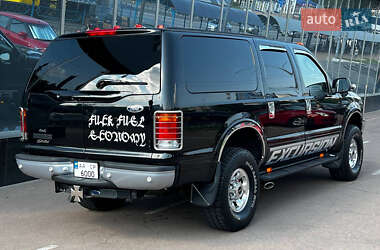 Внедорожник / Кроссовер Ford Excursion 2005 в 