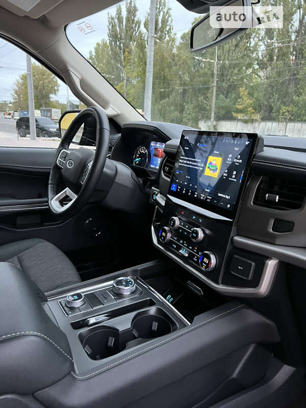 Позашляховик / Кросовер Ford Expedition 2022 в Тернополі