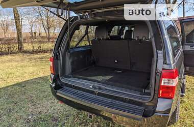 Внедорожник / Кроссовер Ford Expedition 2015 в 