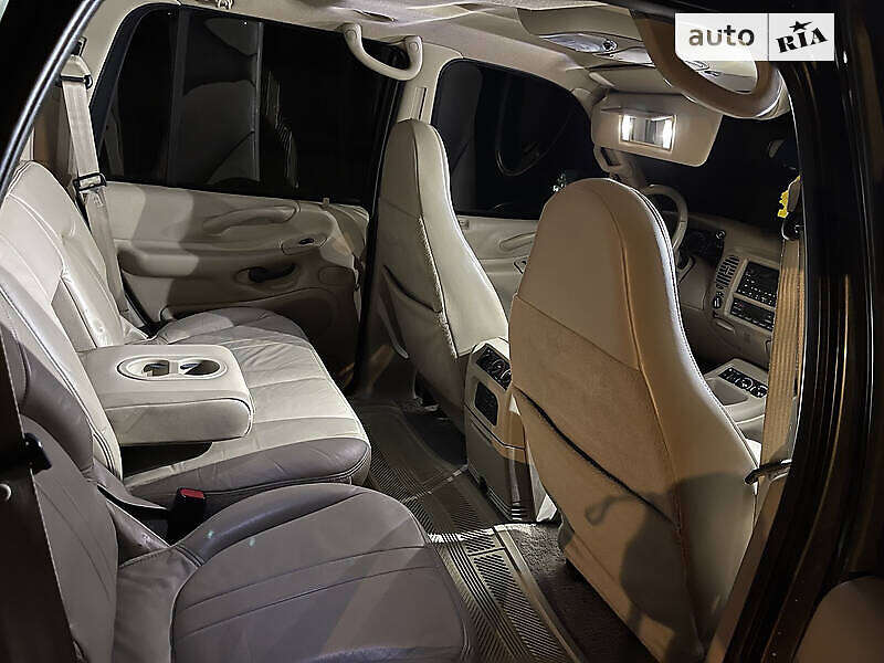 Внедорожник / Кроссовер Ford Expedition 2000 в Виноградове