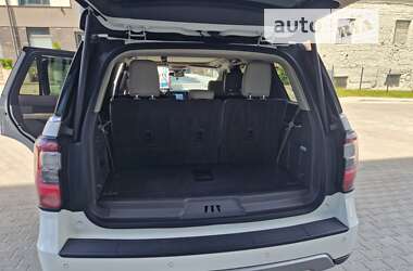 Внедорожник / Кроссовер Ford Expedition 2020 в 