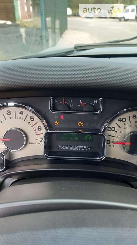 Позашляховик / Кросовер Ford Expedition 2008 в Києві фото 11 Позашляховик / Кросовер Ford Expedition 2008 в Києві