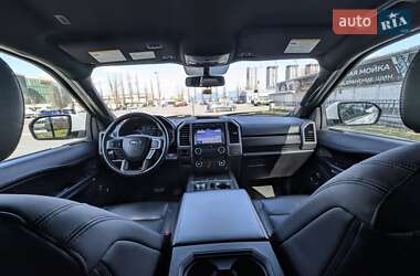Позашляховик / Кросовер Ford Expedition 2019 в 